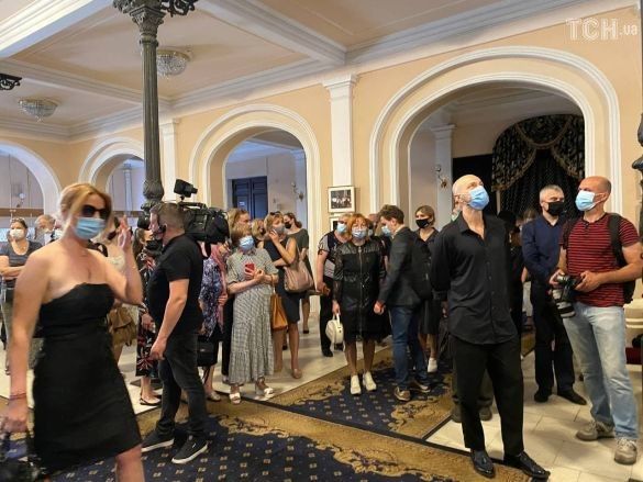 У Києві попрощалися з легендарним хореографом Григорієм Чапкісом (фото)