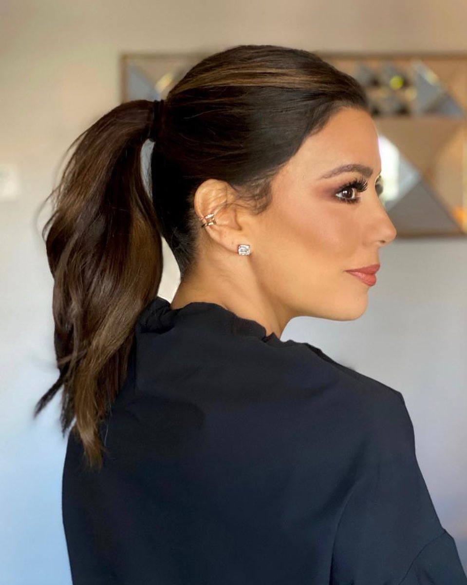 Вона досконала! 44-річна Єва Лонгорія похвалилася ідеальною фігурою в облягаючому комбінезоні