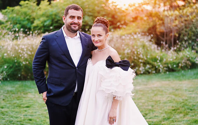 Весілля "смотрящего" за Мін'юстом у Сен-Тропе: названі усі імена гостей