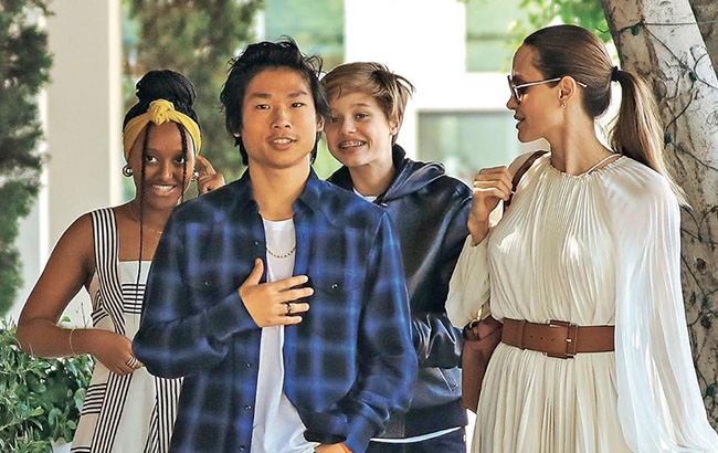 Анджелина Джоли готовится стать мамой в седьмой раз: все детали