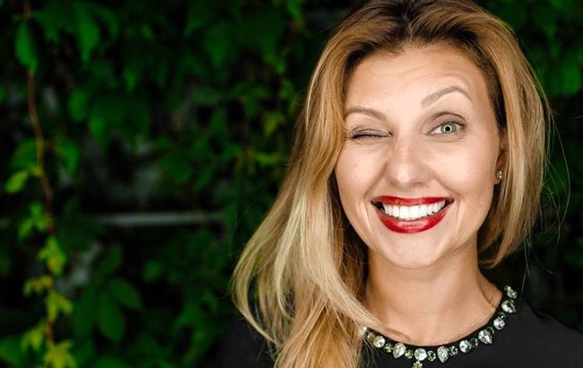 Нажмите на него: Зеленской посоветовали "разбавить" окружение мужа женщинами