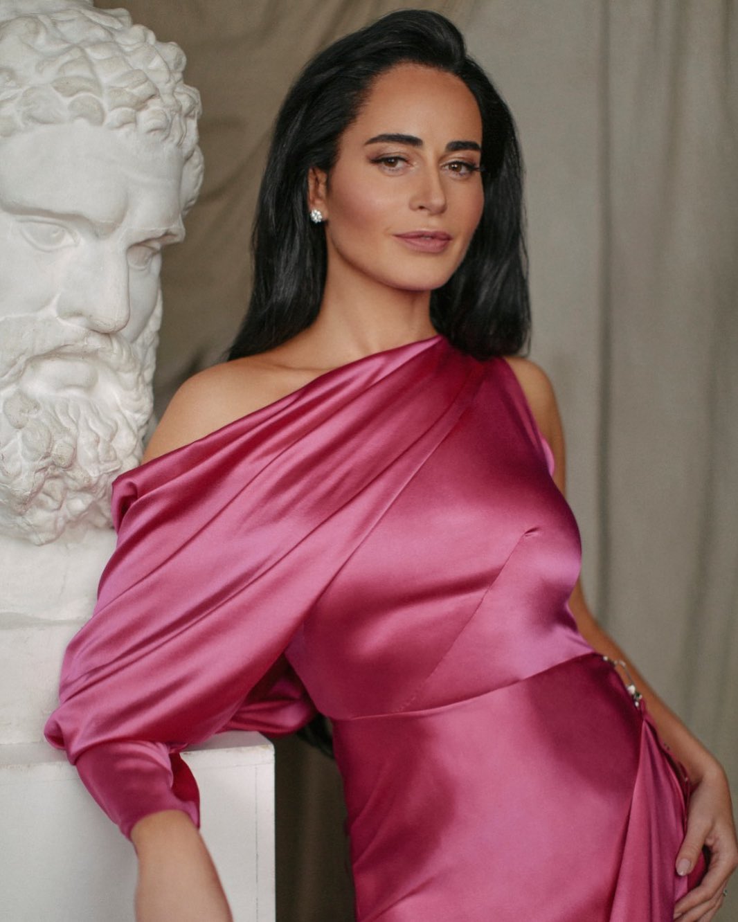 Фото красуні, яка представить Україну на Mrs. International 2021: вона - багатодітна мама