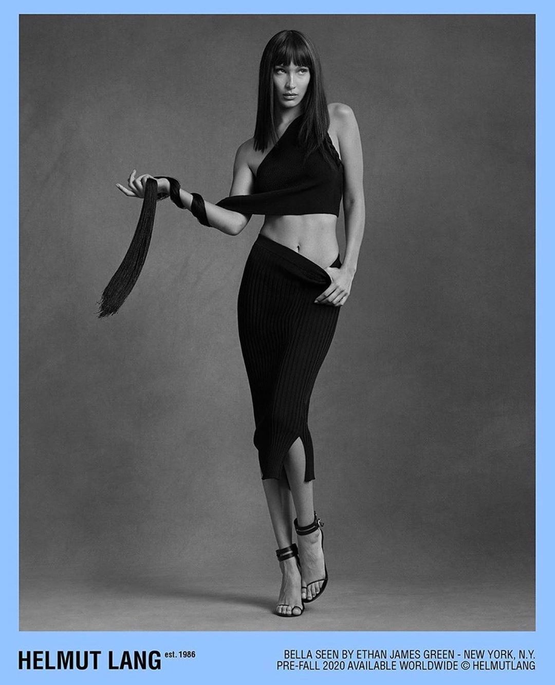 Instagram vs реальність: Белла Хадід вирушила на шопінг у відвертому вбранні, "засвітивши" реальну фігуру