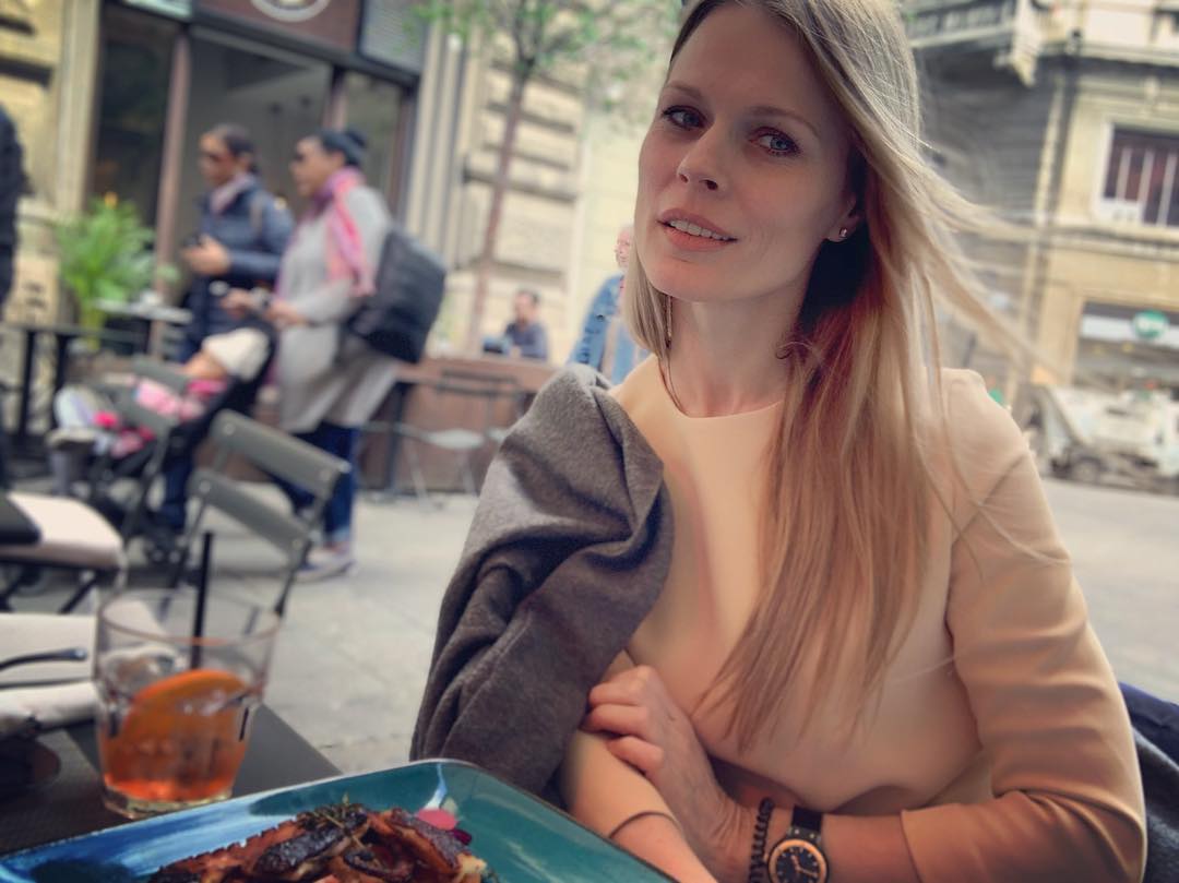 Дольче віта: Ольга Фреймут зачарувала елегантним образом в Італії