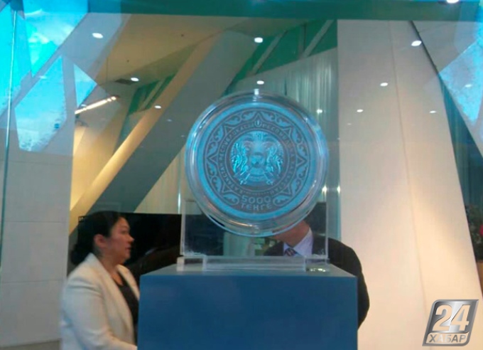 Казахстан выпустит банкноту с портретом Назарбаева