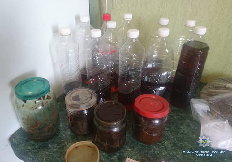 У Запорізькій області викрили організовану злочинну групу наркоторговців