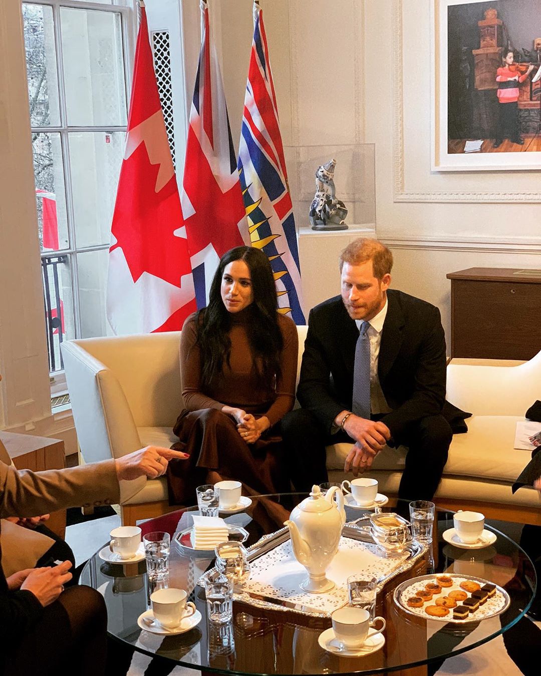 Меган Маркл порівняли з Путіним: жадібна шахрайка