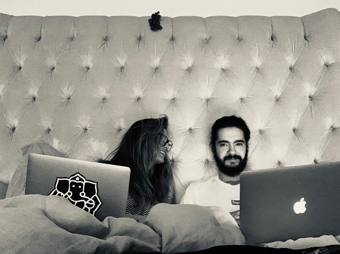 На вершине счастья: Хайди Клум с любимым поделилась романтичными снимками из Гонконга