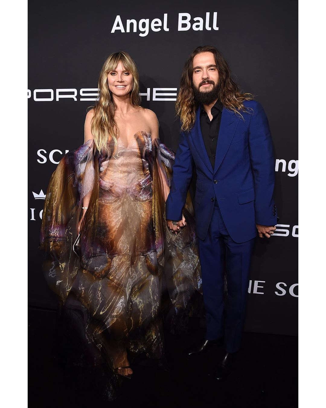 Вона досконала! 46-річна Хайді Клум захопила стрункою фігурою в "голій" сукні