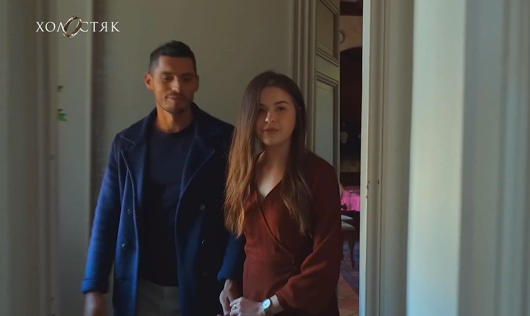 Французские страсти: Холостяк сорвал маски с участниц шоу