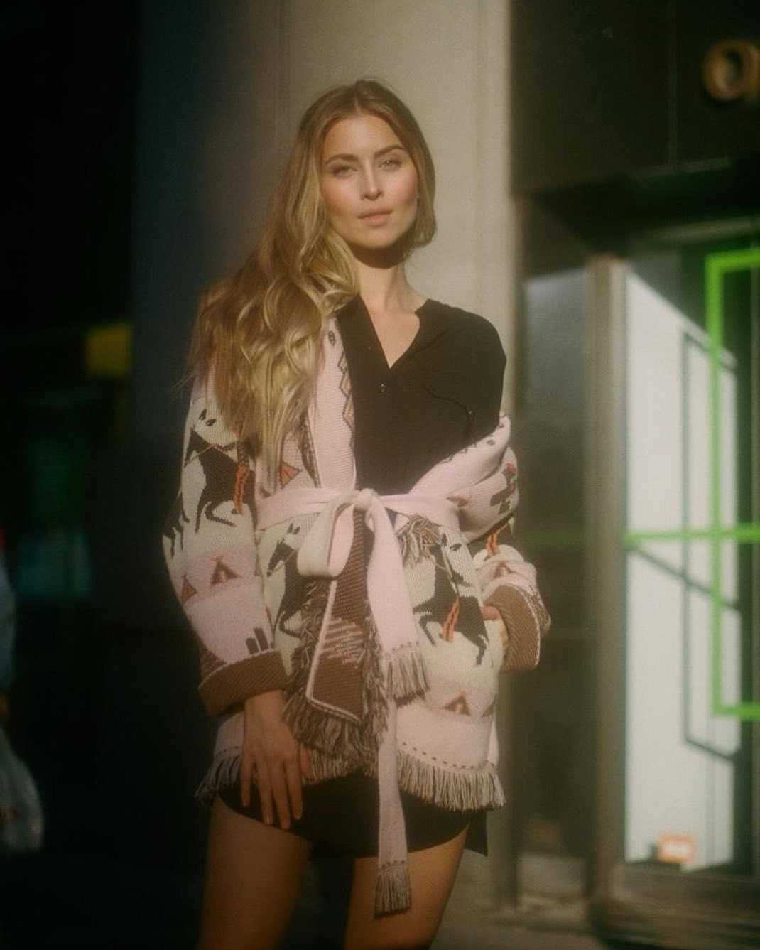 Внучка Софії Ротару заінтригувала таємничим настроєм на стильному фото