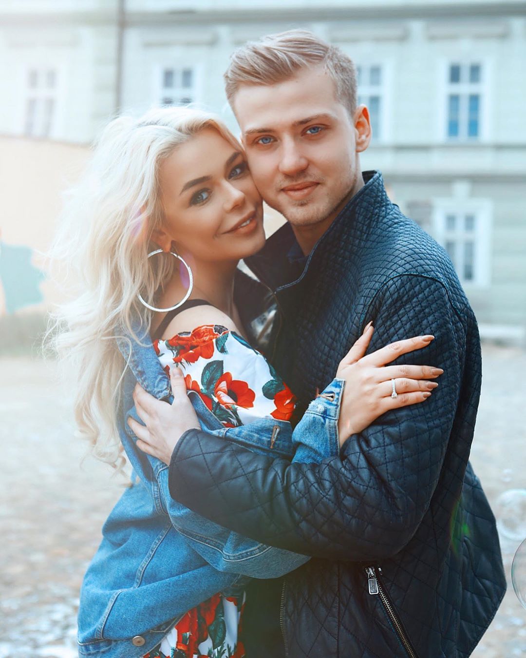 "Как Барби и Кен": Алина Гросу очаровала фанов романтической фотосессией с мужем