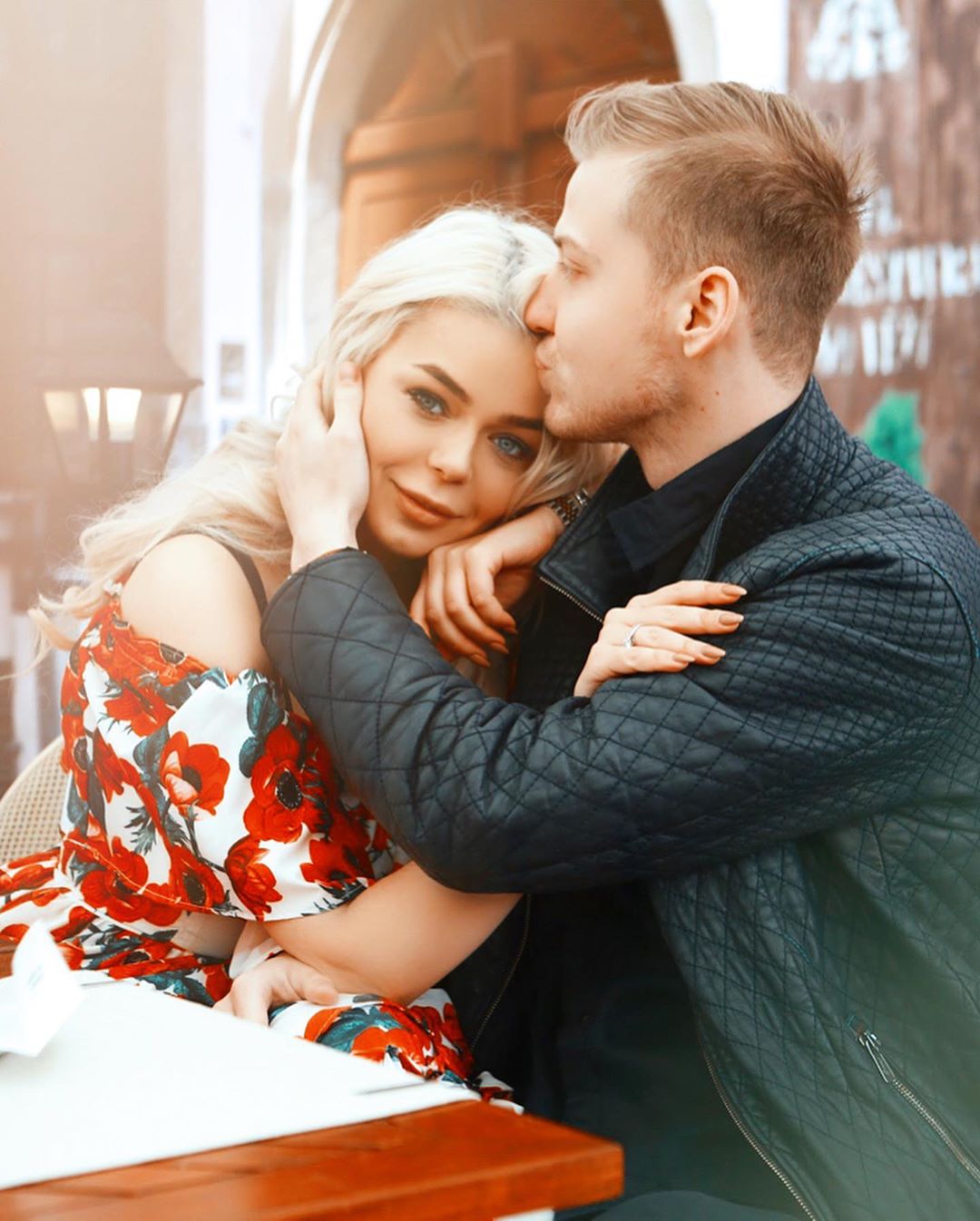 "Как Барби и Кен": Алина Гросу очаровала фанов романтической фотосессией с мужем