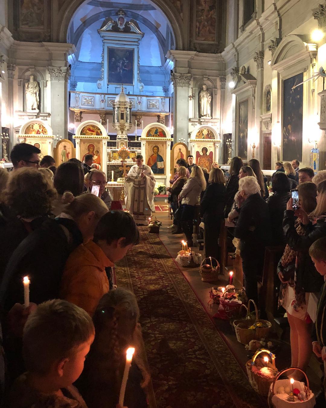 Красиві і щасливі: Осадча та Горбунов святкують Великдень у Флоренції