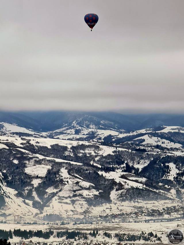 Львів'яни на повітряній кулі облетіли Карпати і потрапили в Книгу рекордів України (відео)