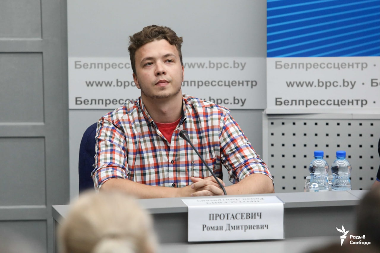 У Білорусі на брифінг МЗС привели арештованого Протасевича