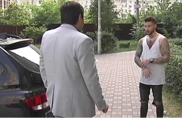 "Можно забыть": эксперт рассказала, куда нельзя трудоустроиться из-за тату (видео)