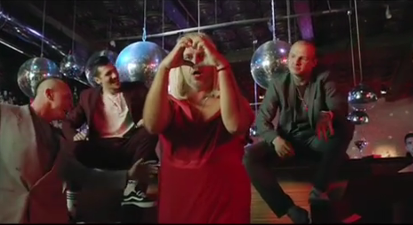 "Як завжди хитяра": Потап в забавному жіночому образі анонсував новий кліп MOZGI