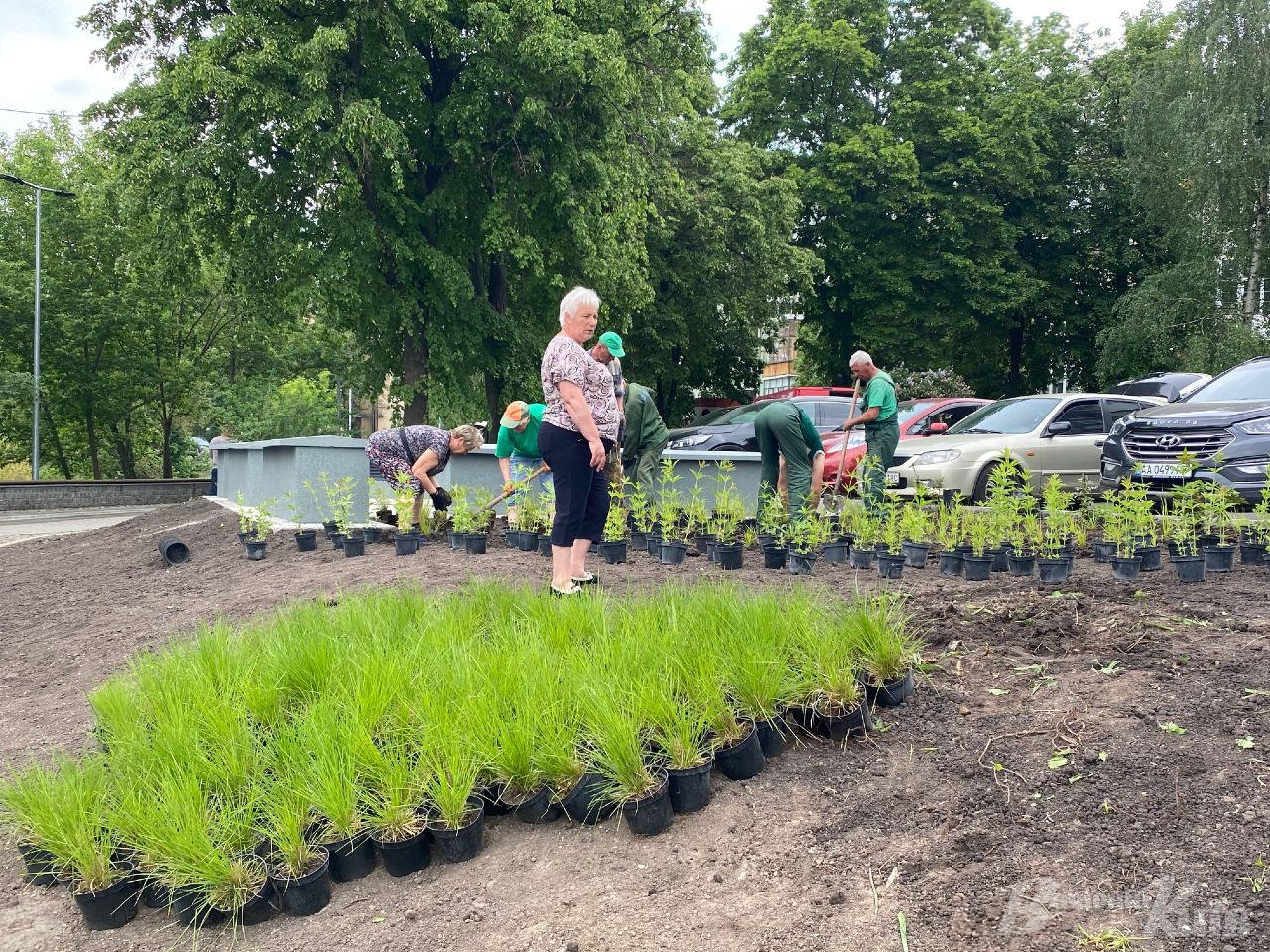 Нові фарби і арт-об'єкти: з'явилися фото Пейзажної алеї в Києві після реконструкції