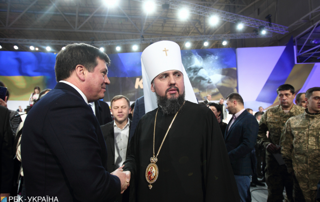 Сольный выход: как Петр Порошенко объявил об участии в президентских выборах