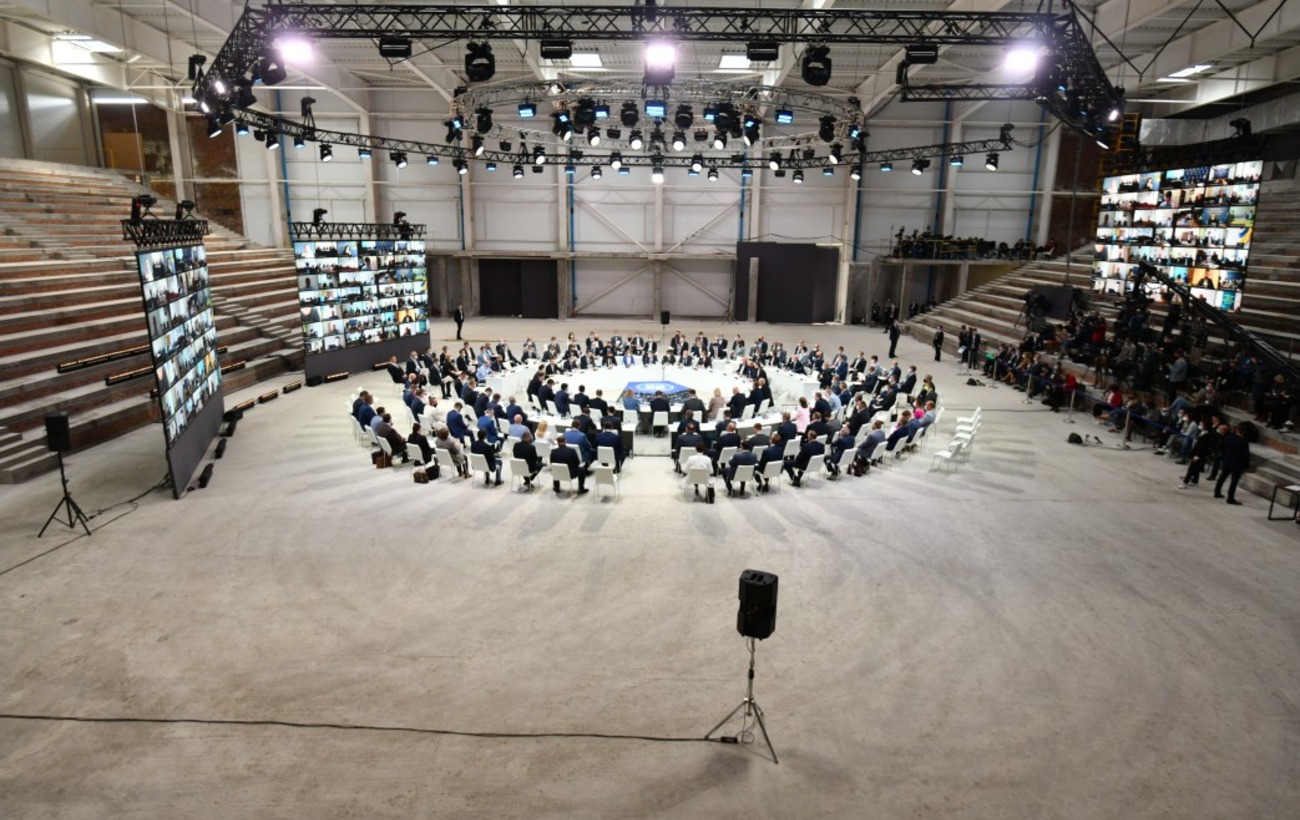 Наводят мосты. Как у Зеленского налаживают отношения с регионами