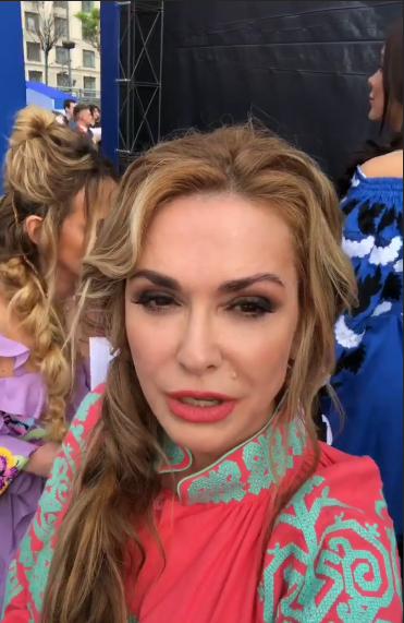 Ольга Сумська у вишиванці показала українських зірок в національних костюмах (фото)