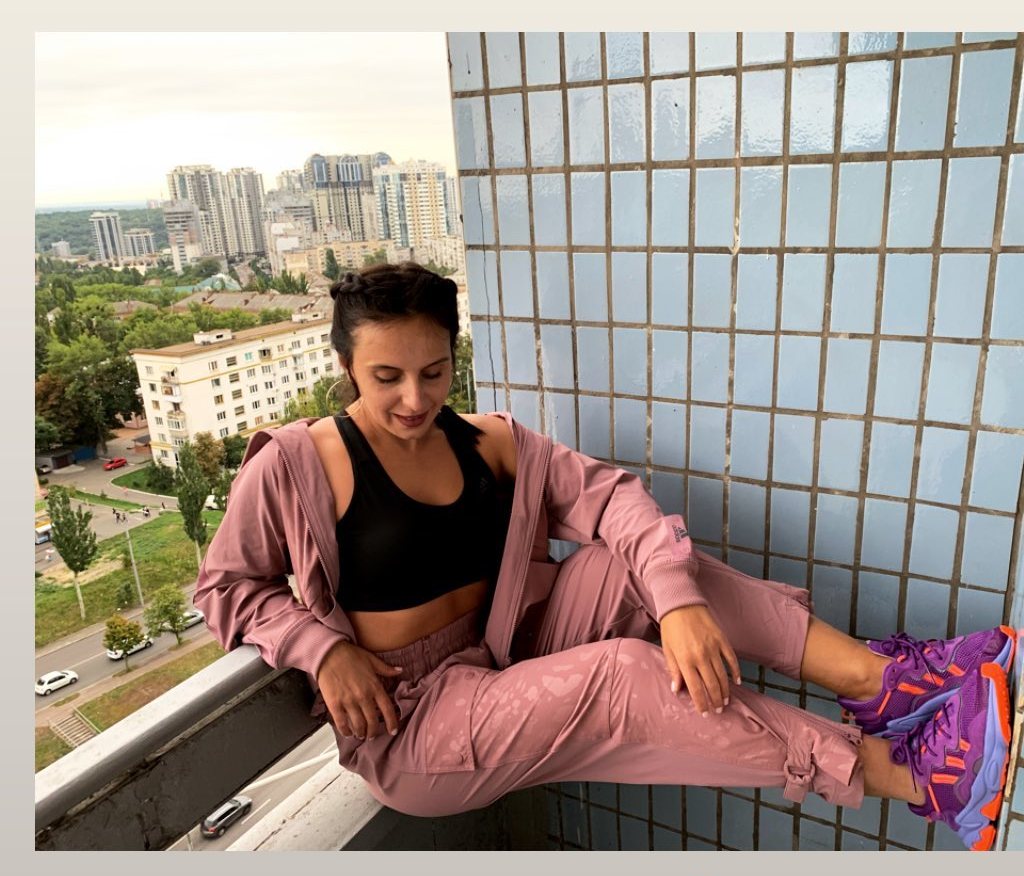 "Семки есть?" Джамала вызвала спор в сети перевоплощением в "девушку с района"