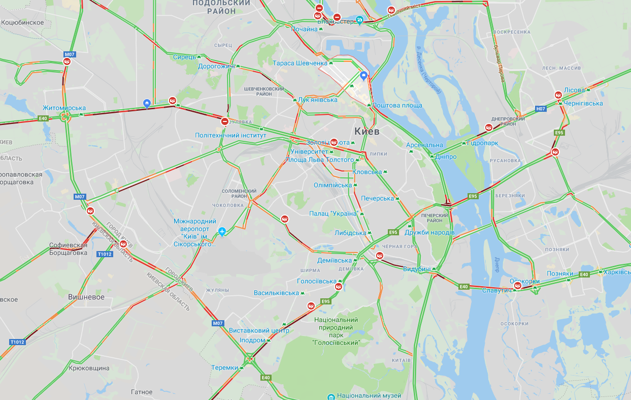 В Киеве образовались многочисленные пробки
