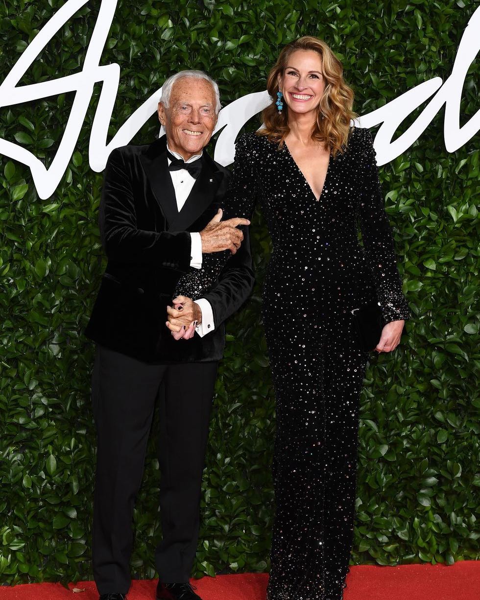 Нестареющая "Красотка": Джулия Робертс восхитила идеальной фигурой и молодостью