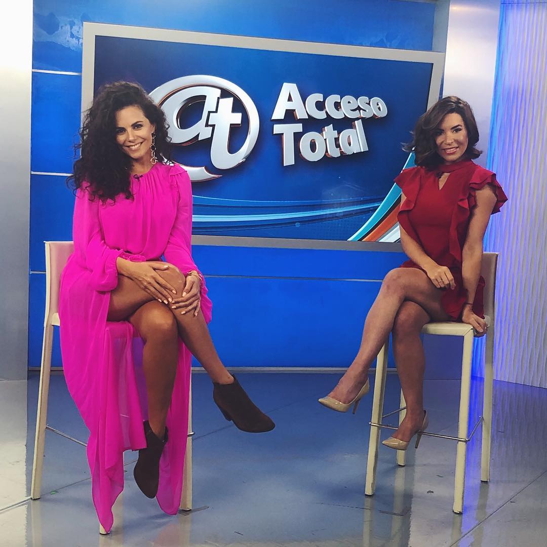 "Не худей уже, хватит": новый образ Насти Каменских в воздушном платье покоряет сеть