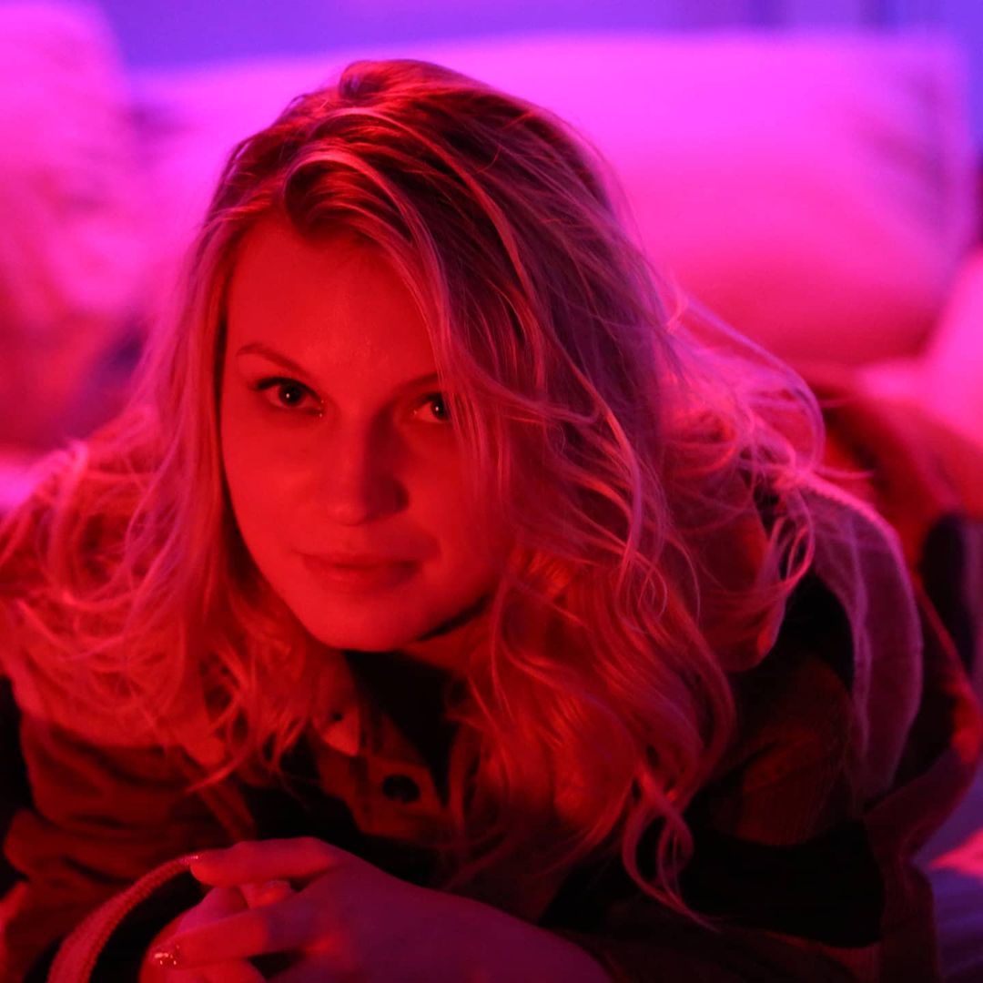 Американская певица показала в новом клипе Львовскую оперу и киевские пейзажи