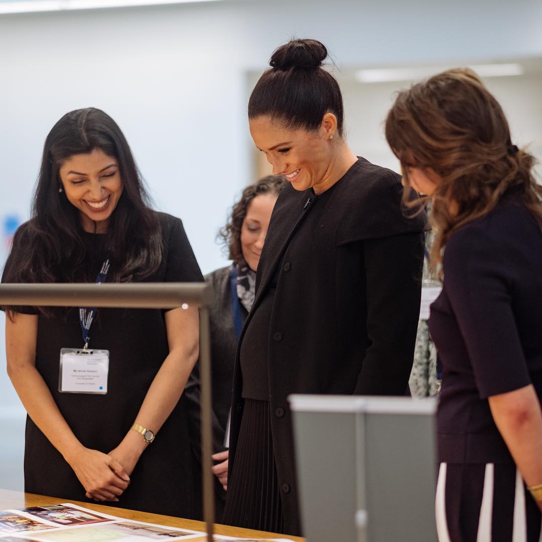 Стильный мастер-класс: Меган Маркл показывает топ-4 базовых модели пальто, которые должны быть у каждой