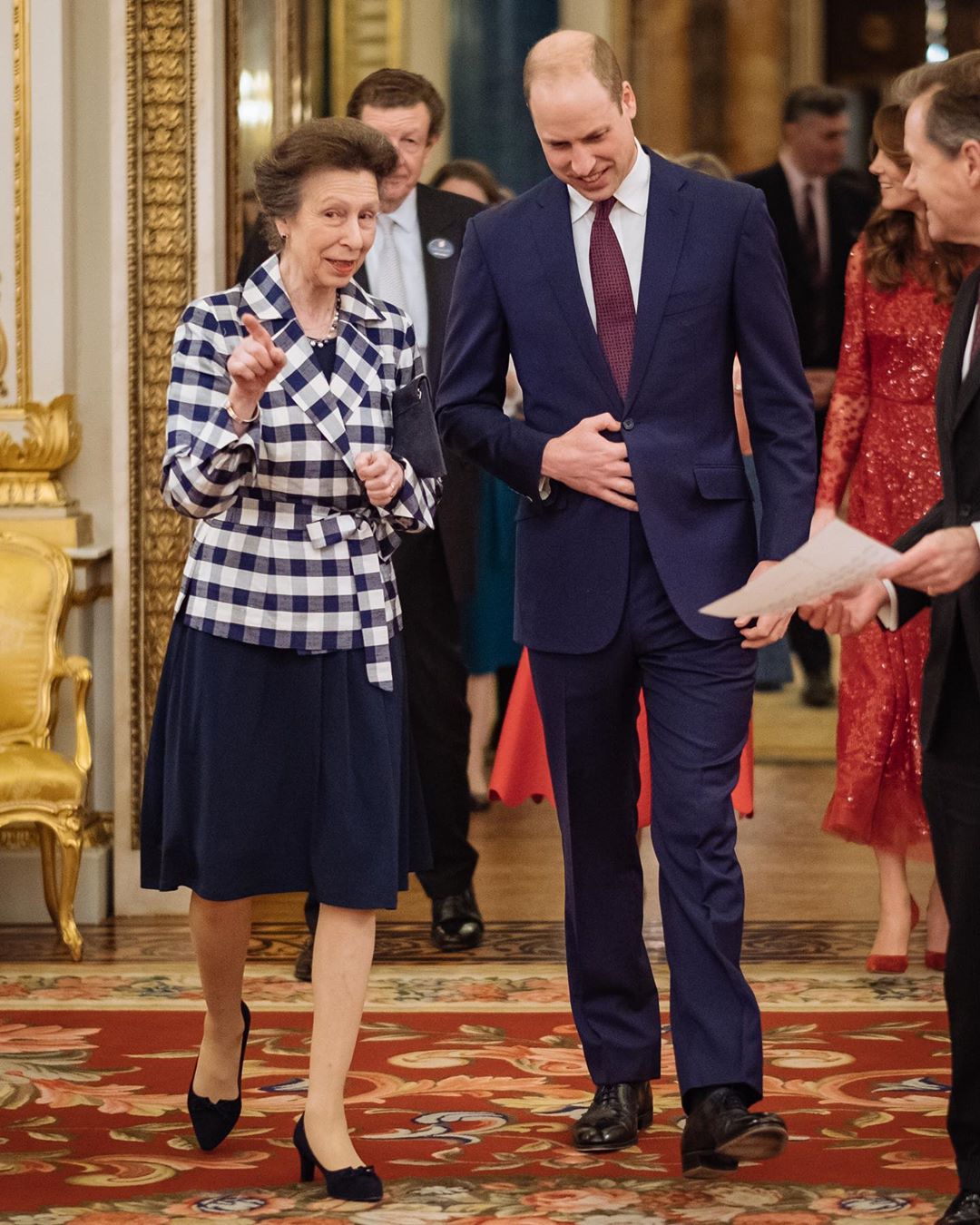 Кейт Миддлтон в платье из прозрачного тюля покорила эффектным образом на первом сольном приеме принца Уильяма