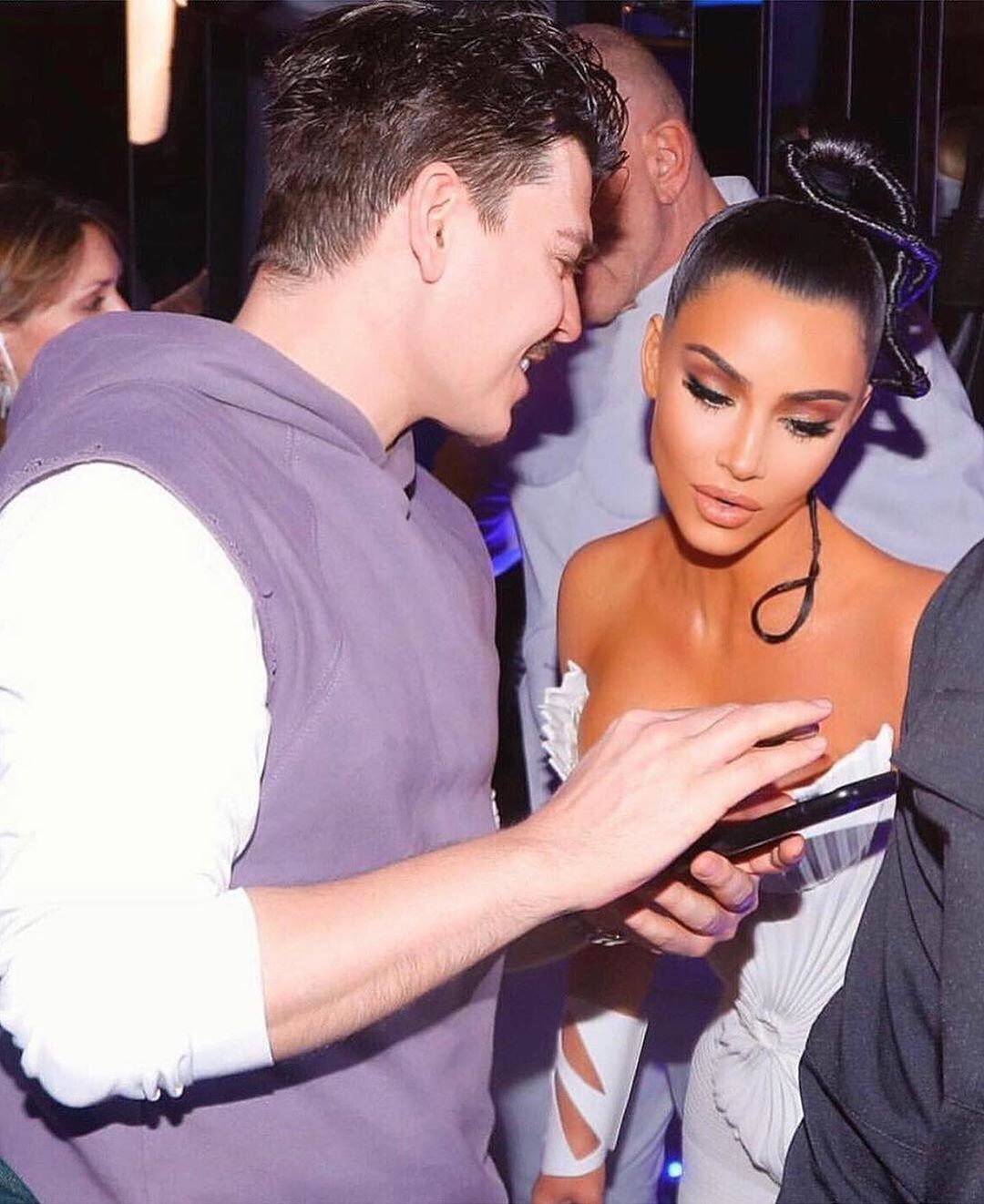 З морської піни: Кім Кардашян у кутюрній міні-сукні від Thierry Mugler (фото)