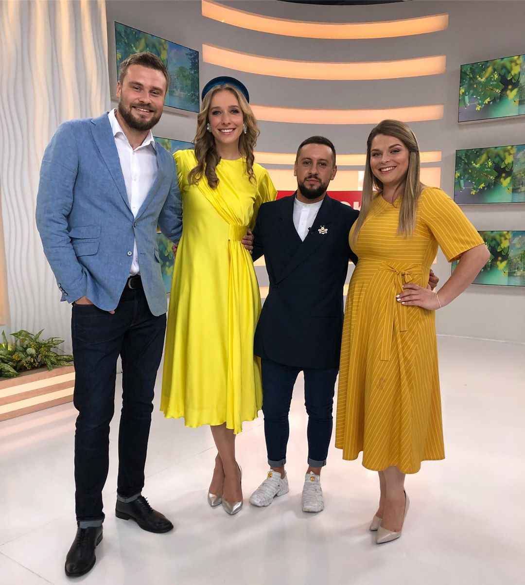 "День почався весело": стильна Осадча провела ранок з Монатиком