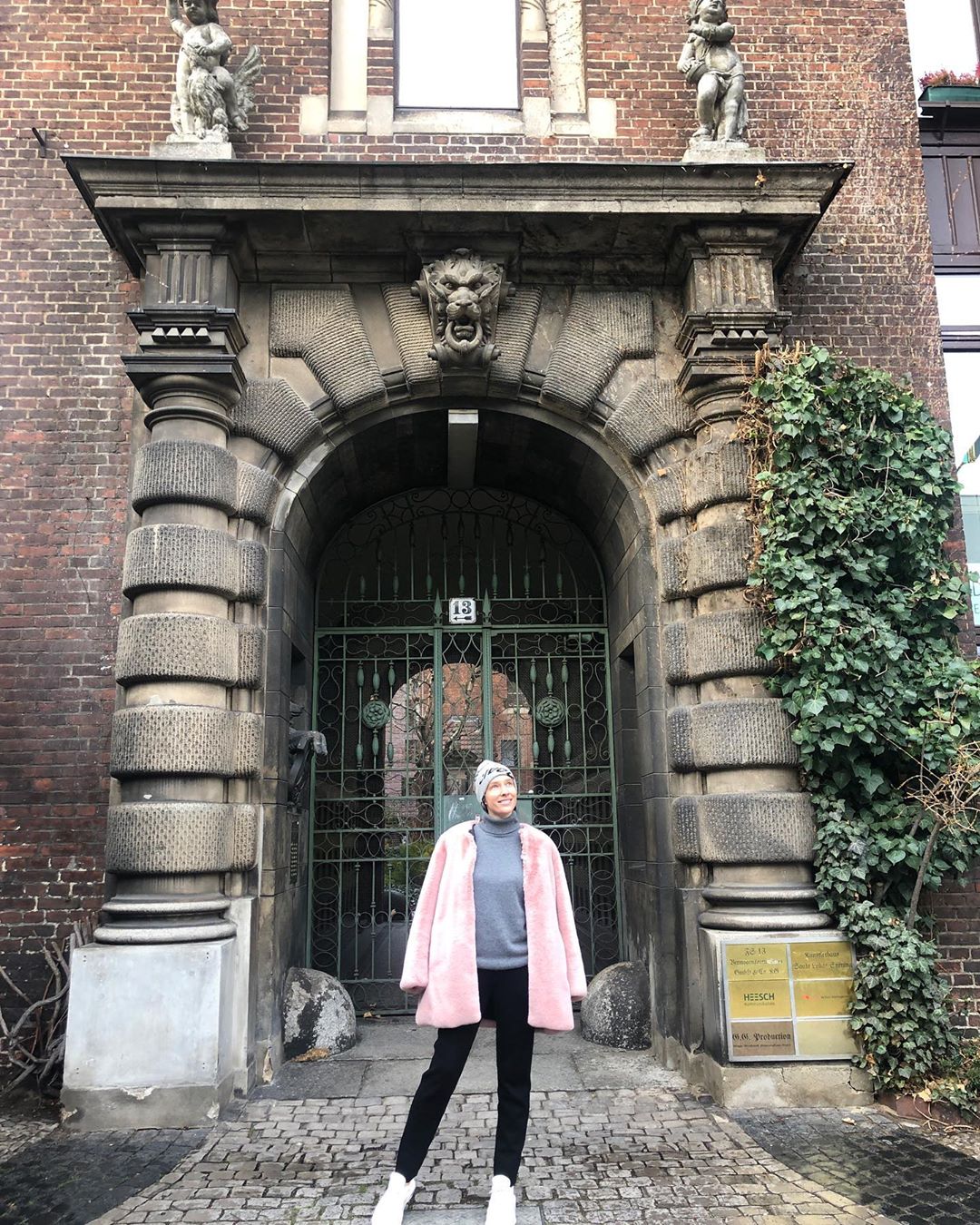 "Вже зовсім дорослий": Катя Осадча з сином насолоджуються різдвяним Берліном