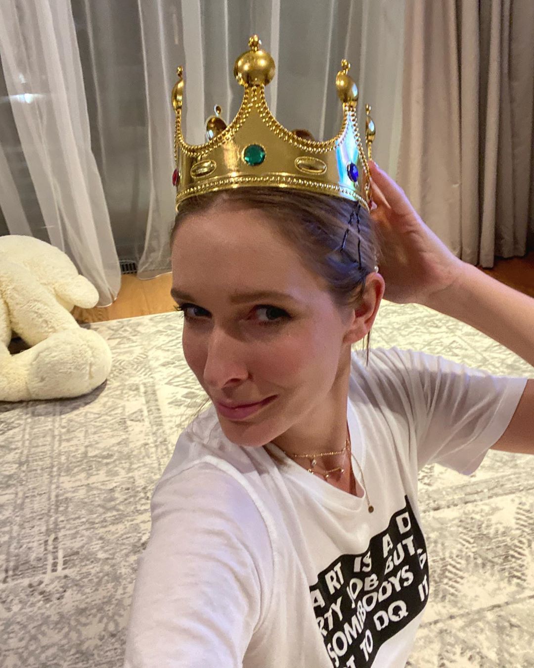 Королева карантина: Катя Осадчая неожиданно обзавелась короной