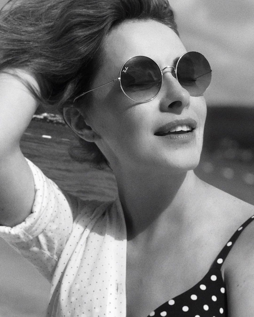 "Море в горошок": Олена Кравець підкорила фанів фото в купальнику