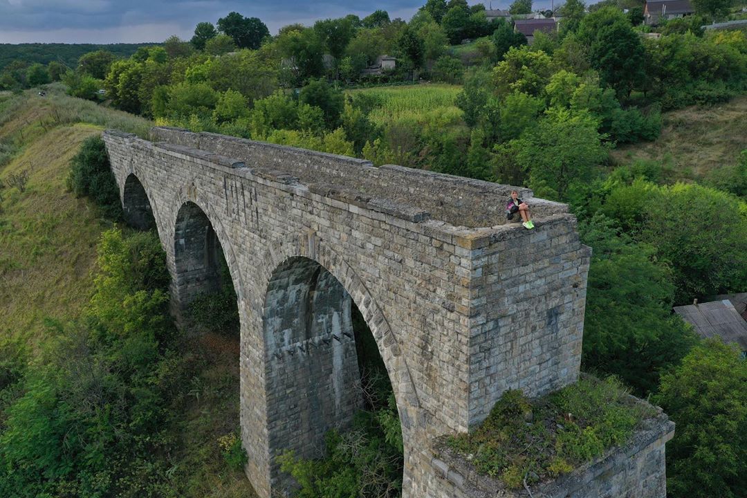 Очей не відірвати: Леся Нікітюк заворожила красотами України на незвичайному фото