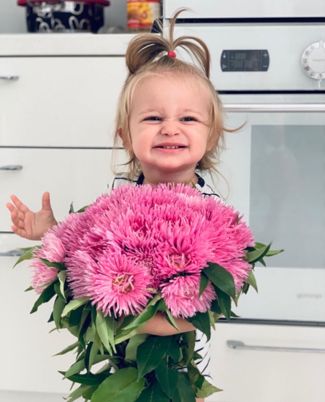 Маленькая звездочка: Лилия Ребрик растрогала улыбкой годовалой дочки Полинки