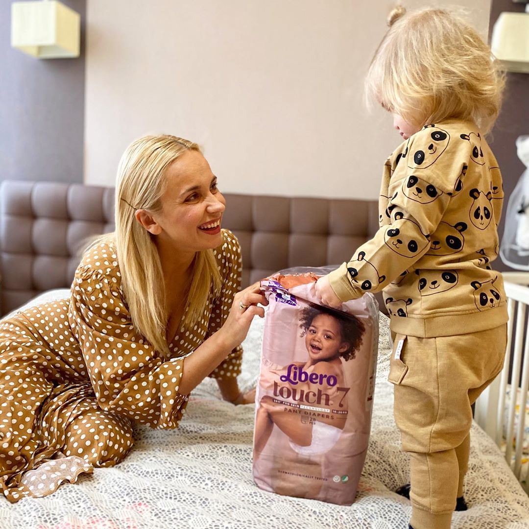 Носила его на голове: Лилия Ребрик поделилась забавной историей о младшей дочке