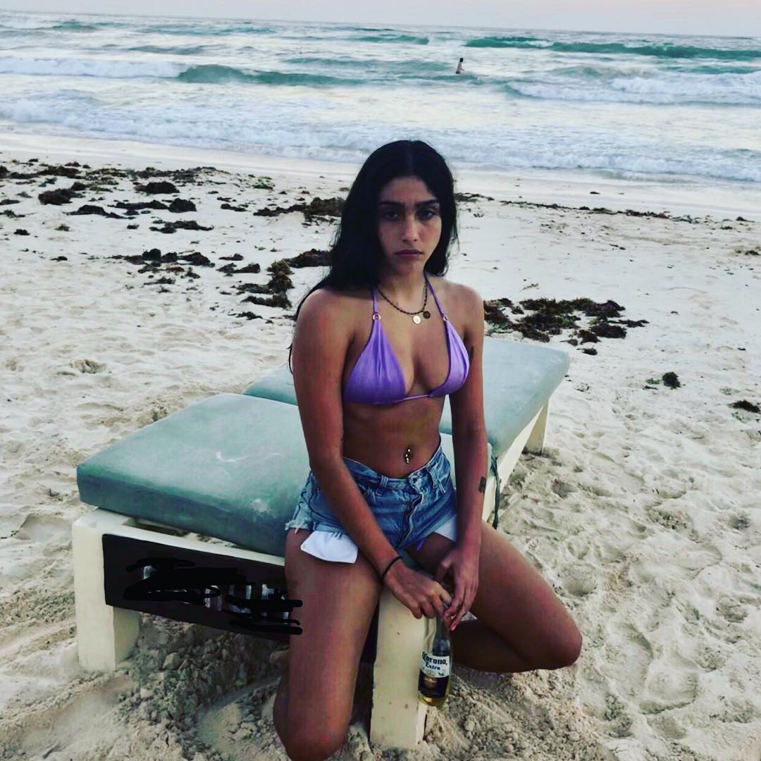 Лурдес Леон