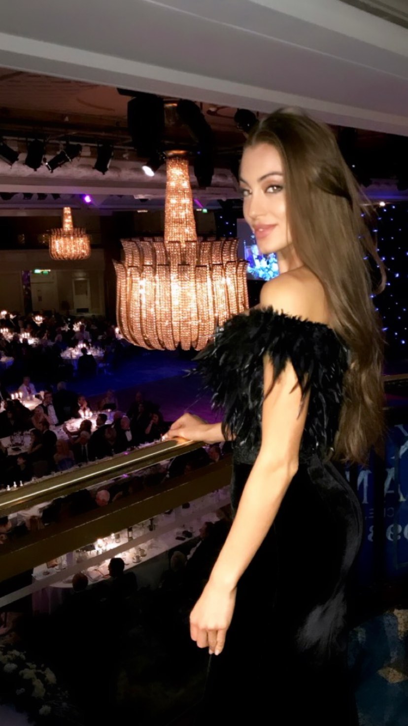 "Богиня Украины и всего мира": Маргарита Паша очаровала образом в облегающем вечернем платье