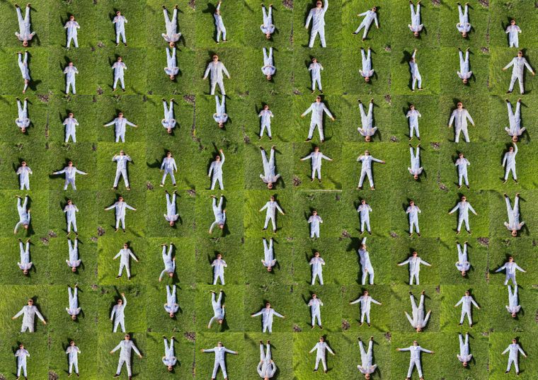 Малюська продает свой фотоколлаж с помощью блокчейн. Перечислит деньги на ремонт СИЗО