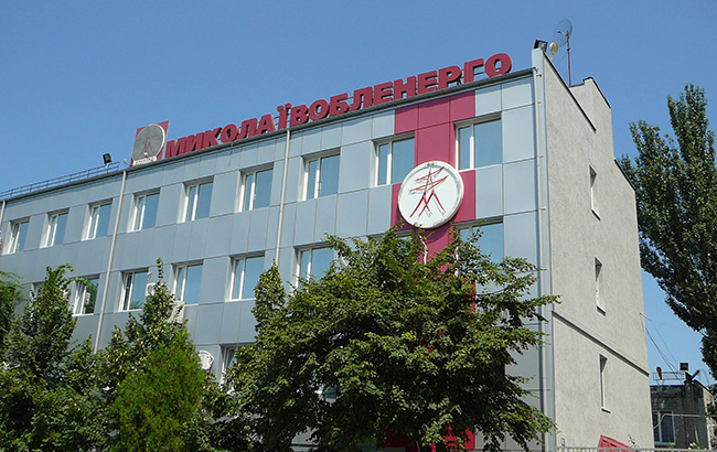 В Николаеве жители перекрыли дорогу из-за отключения света в общежитиях