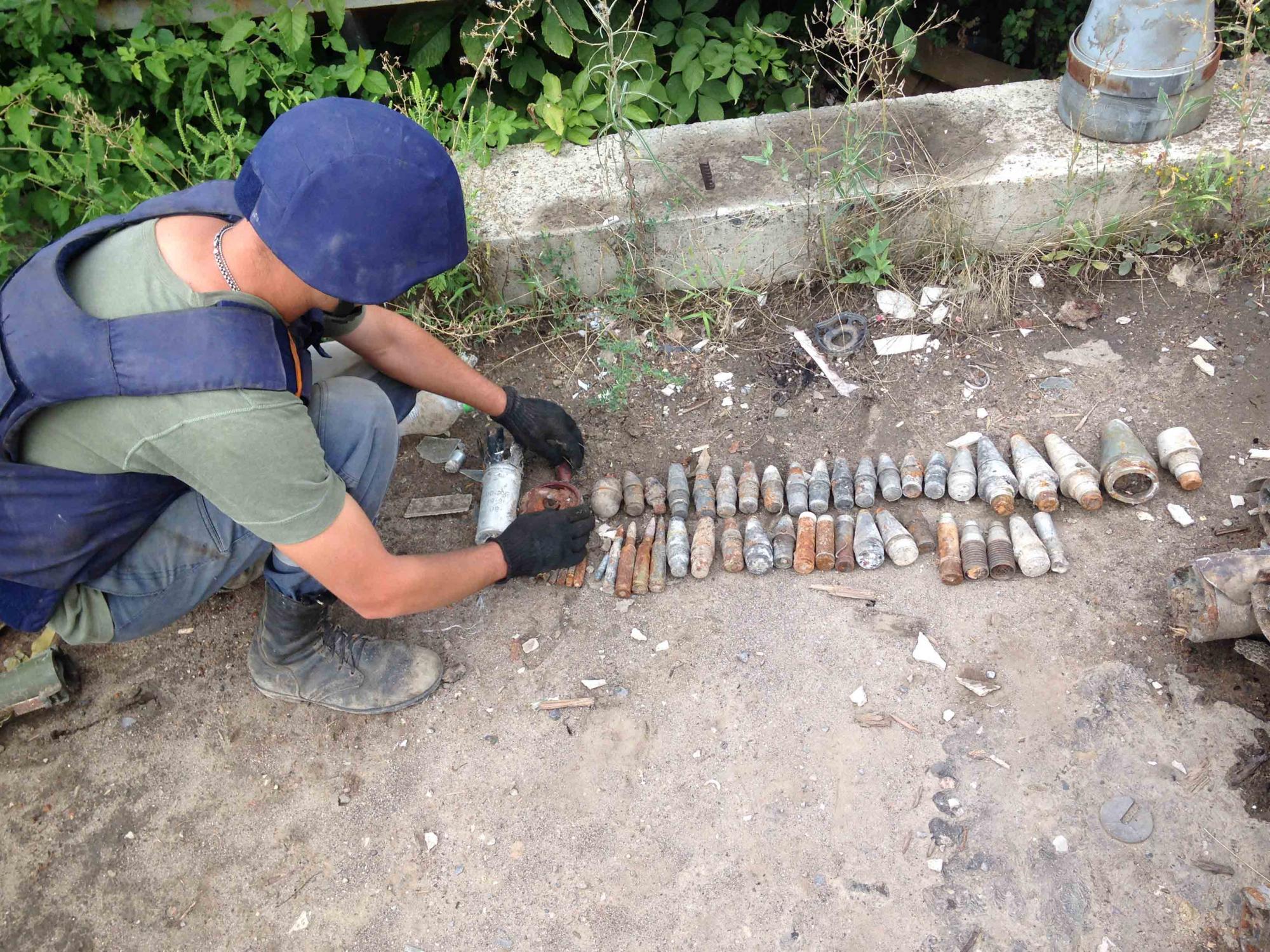 ГСЧС обезвредила более 49 тыс. взрывоопасных предметов с начала года