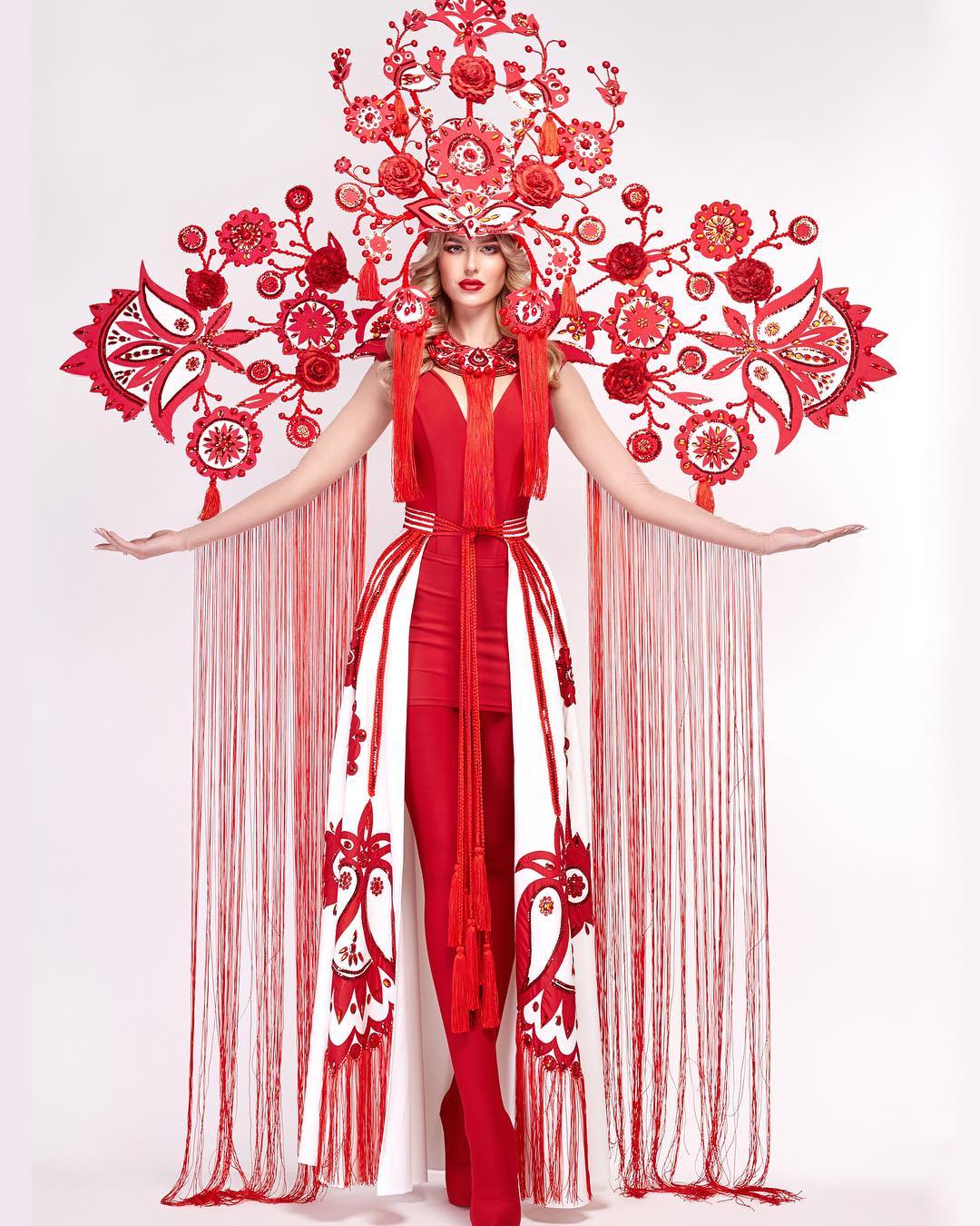 "Дерево жизни": украинка представила наряд для конкурса "Мисс Вселенная 2018"