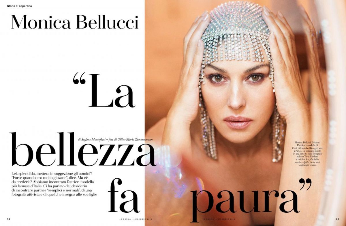54-летняя Моника Беллуччи снялась в купальнике для итальянского глянца