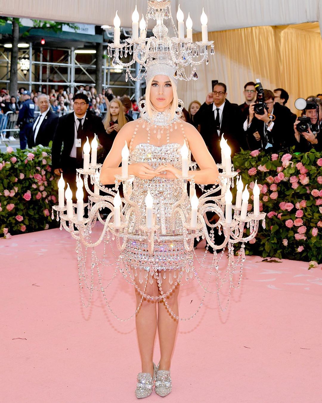 Чудо в перьях: самые нелепые наряды Met Gala 2019 (фото)
