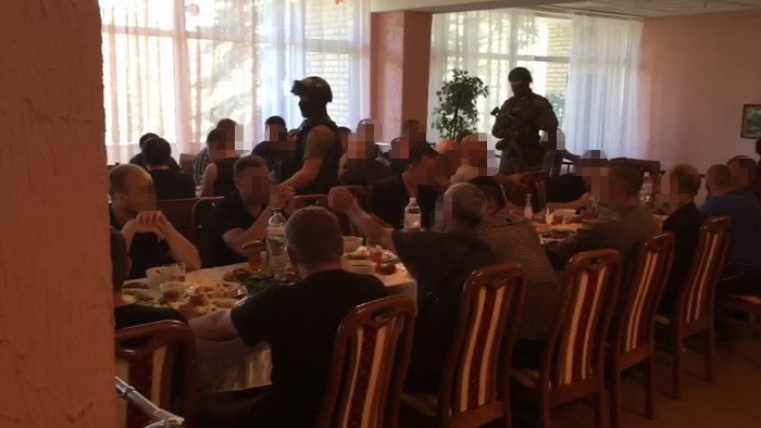 СБУ задержала 106 криминальных "авторитетов" на похоронах "вора в законе"